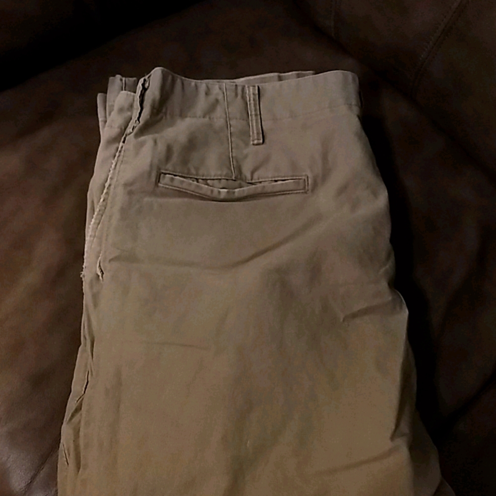 Mens Dockers used look new 36x29